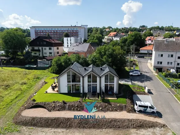 Prodej rodinného domu, Bystřany, 284 m2