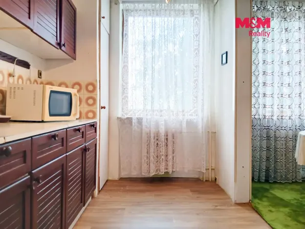 Pronájem atypického bytu, Opava - Jaktař, Šípková, 28 m2