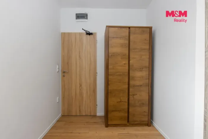 Prodej bytu 1+kk, Horní Lhota, 18 m2