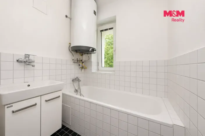 Prodej bytu 3+1, Kolín - Kolín II, Na Magistrále, 64 m2