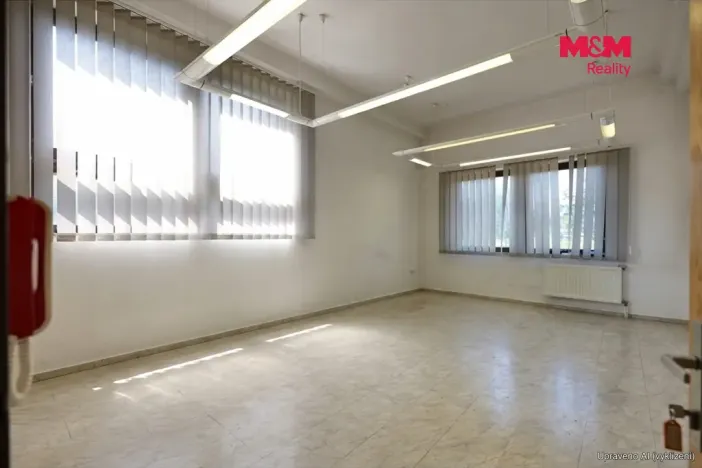 Prodej výrobních prostor, Kroměříž, Chelčického, 1414 m2