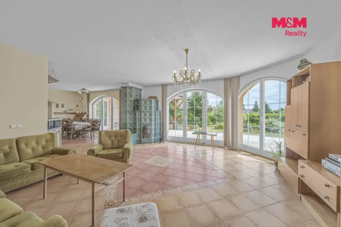 Prodej rodinného domu, Černíkovice, 280 m2