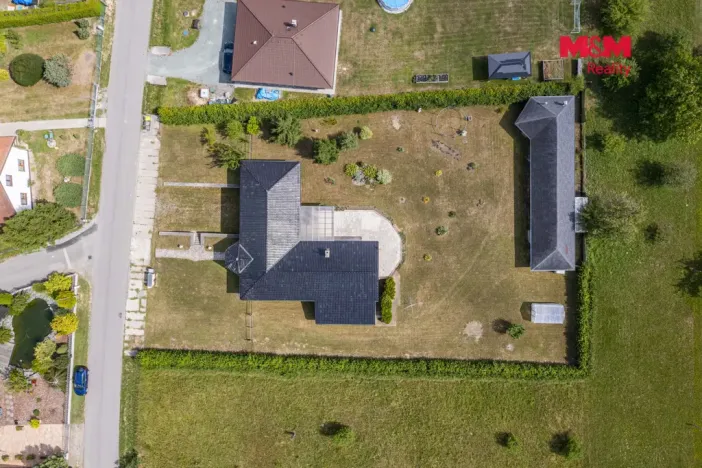 Prodej rodinného domu, Černíkovice, 280 m2