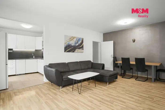 Pronájem bytu 3+1, Nupaky, U Školky, 72 m2