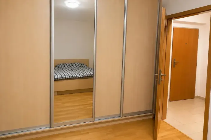 Pronájem bytu 2+kk, Praha - Vršovice, Pod stupni, 57 m2