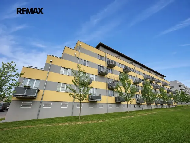 Pronájem bytu 3+kk, Kladno, Jaroslava Holečka, 71 m2
