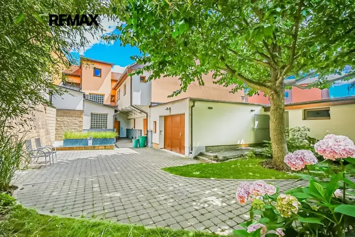 Prodej rodinného domu, Slaný, Šultysova, 815 m2