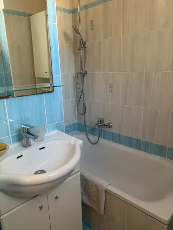 Pronájem bytu 3+1, Praha - Nové Město, Hálkova, 103 m2