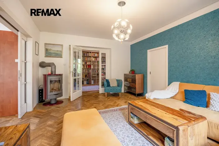 Prodej vily, Praha - Dejvice, U dejvického rybníčku, 400 m2
