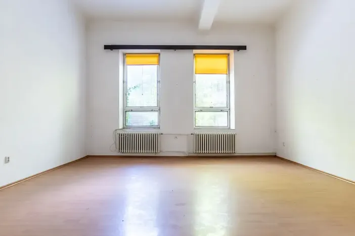 Prodej komerční nemovitosti, Ostrava, Zákrejsova, 1254 m2