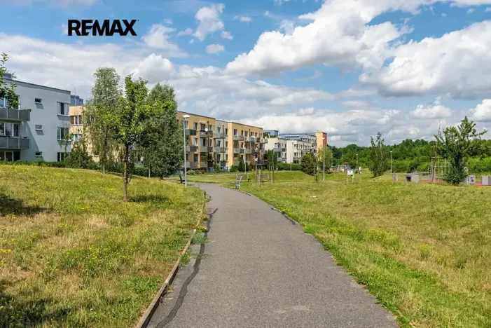Prodej bytu 2+kk, Praha - Hostavice, U Hostavického potoka, 46 m2