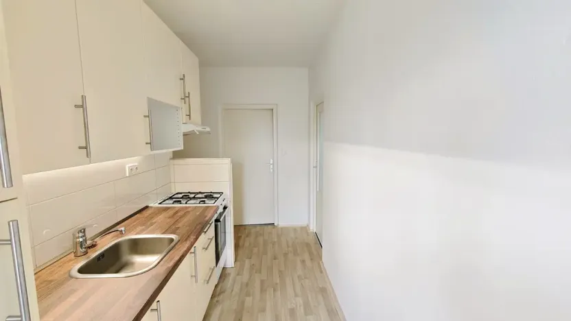 Pronájem bytu 3+1, Třebíč - Nové Dvory, Kpt. Jaroše, 72 m2