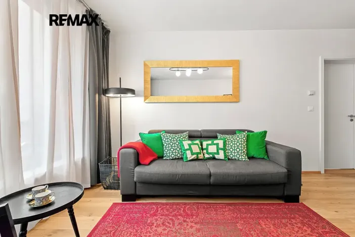 Prodej bytu 2+kk, Praha - Karlín, Sokolovská, 59 m2