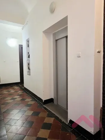 Pronájem bytu 1+kk, Praha - Vršovice, Kodaňská, 27 m2
