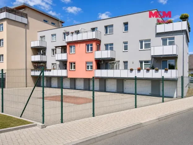 Prodej, Čelákovice, Boženy Koutníkové, 17 m2