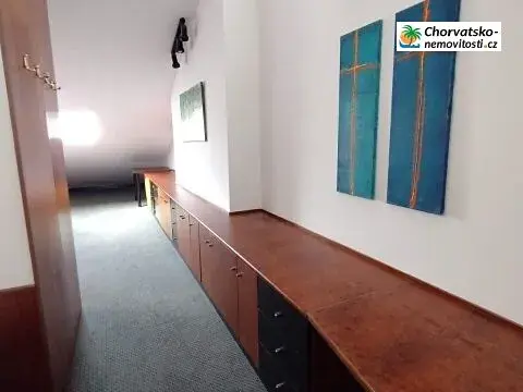 Prodej bytu 3+kk, Novi Vinodolski, Chorvatsko, 44 m2