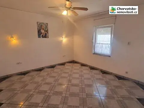 Prodej bytu 3+1, Dramalj, Chorvatsko, 80 m2