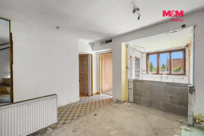 Prodej rodinného domu, Rynholec, nám. 1. máje, 363 m2