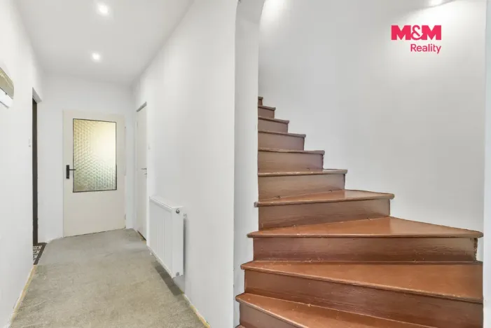Prodej rodinného domu, Frýdlant - Větrov, Na Hágu, 140 m2