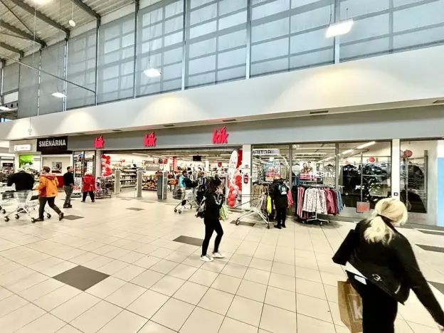 Pronájem obchodního prostoru, Zlín, 20 m2