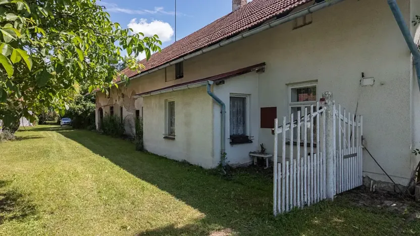 Prodej zemědělské usedlosti, Dolní Roveň, 200 m2