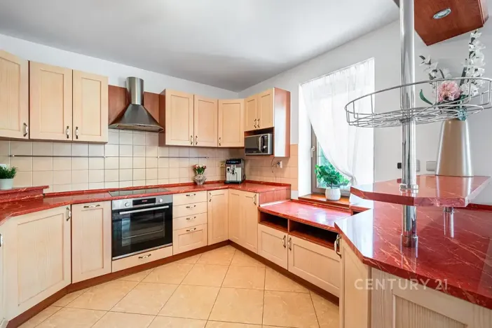 Prodej rodinného domu, Benešov, 185 m2