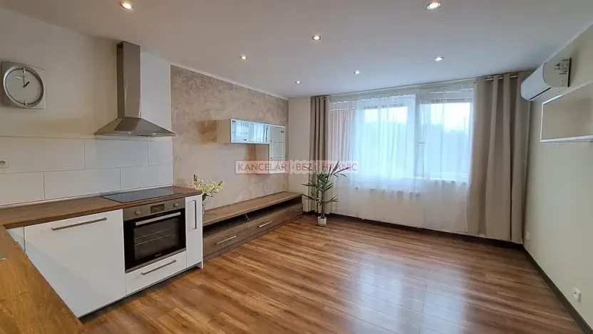 Pronájem bytu 2+kk, Ostrava, Plzeňská, 56 m2