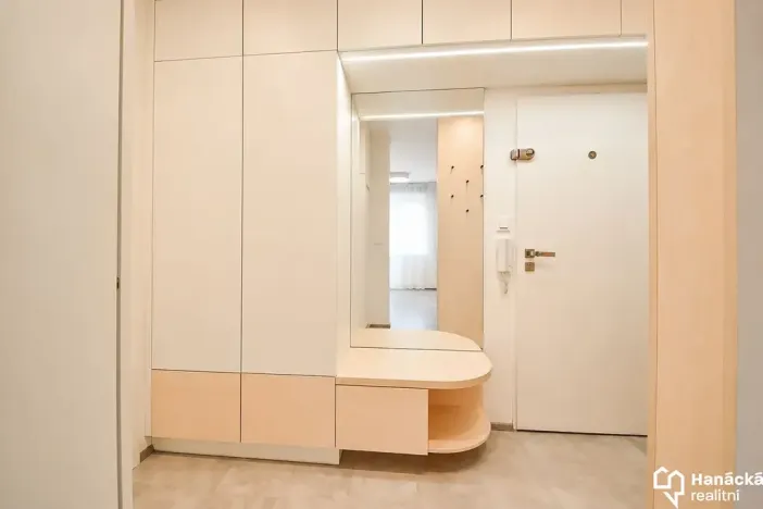 Prodej bytu 2+kk, Olomouc, Sladkovského, 36 m2