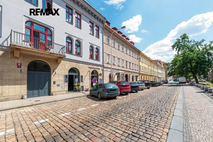 Prodej bytu 1+1, Praha - Karlín, Prvního pluku, 39 m2