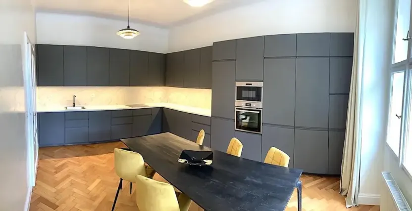 Pronájem bytu 3+1, Praha - Bubeneč, dr. Zikmunda Wintra, 120 m2
