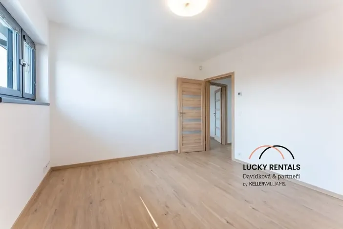 Pronájem bytu 2+kk, Čestlice, Habrová, 59 m2