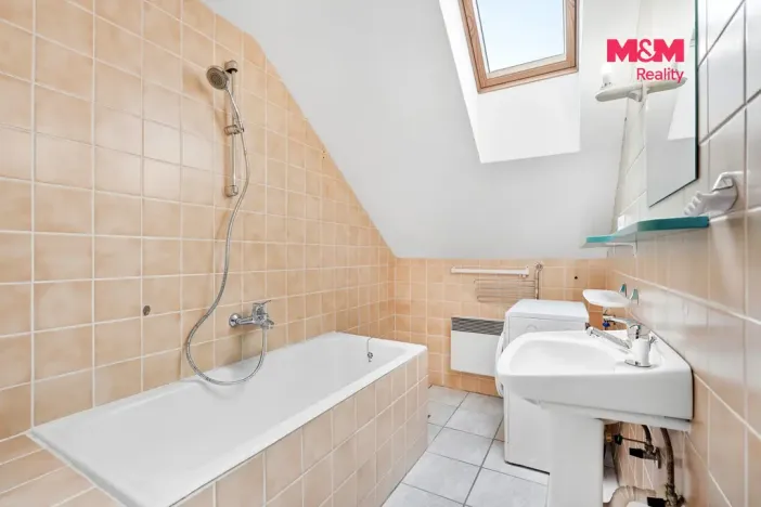 Prodej bytu 3+kk, Nové Město pod Smrkem, Textilanská, 62 m2