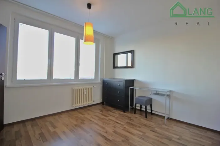 Pronájem bytu 3+1, Brno, Souhrady, 72 m2