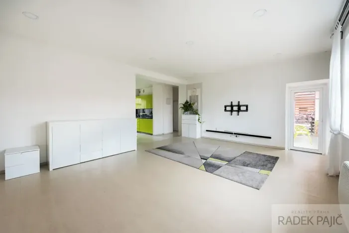 Pronájem bytu 3+1, Praha - Malešice, Nad vodovodem, 86 m2