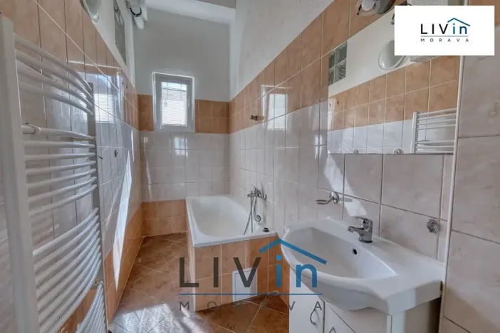 Prodej bytu 2+1, Olomouc, Javoříčská, 90 m2