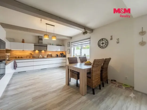 Prodej rodinného domu, Ločenice, 125 m2