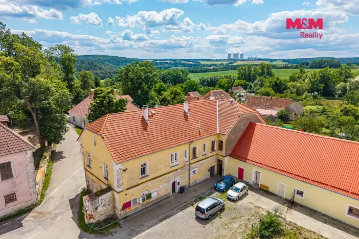 Prodej bytu 2+1, Všemyslice - Neznašov, 70 m2