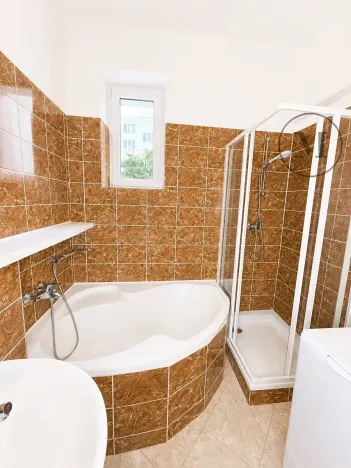 Pronájem bytu 3+1, České Budějovice, Nerudova, 58 m2