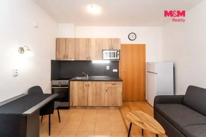 Pronájem bytu 1+kk, Praha - Smíchov, Na Neklance, 31 m2