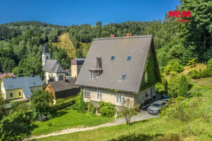 Prodej rodinného domu, Desná - Desná I, Zásnubní, 450 m2