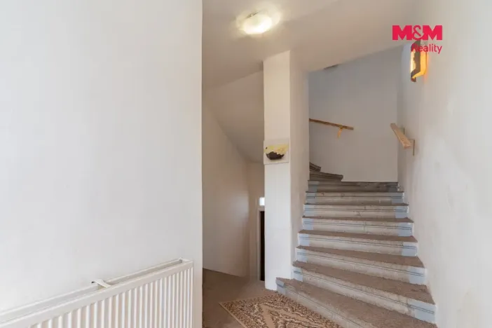 Prodej bytu 3+1, Vojtanov, Nádražní čtvrť, 83 m2