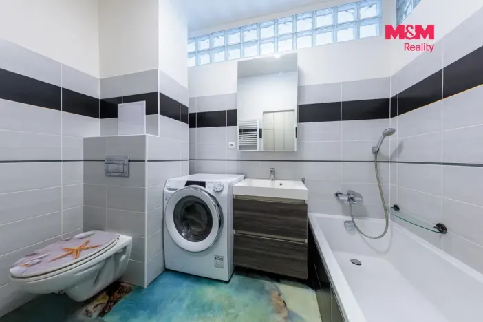 Prodej bytu 3+1, Hranice, Vítězná, 63 m2
