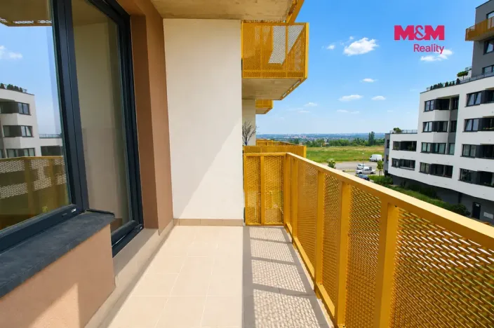 Pronájem bytu 1+kk, Praha - Dolní Měcholupy, Honzíkova, 28 m2