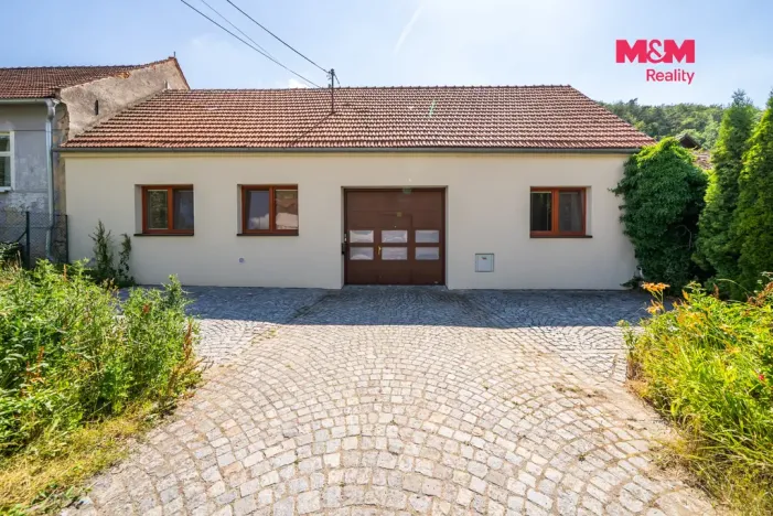 Prodej rodinného domu, Blansko - Lažánky, 275 m2