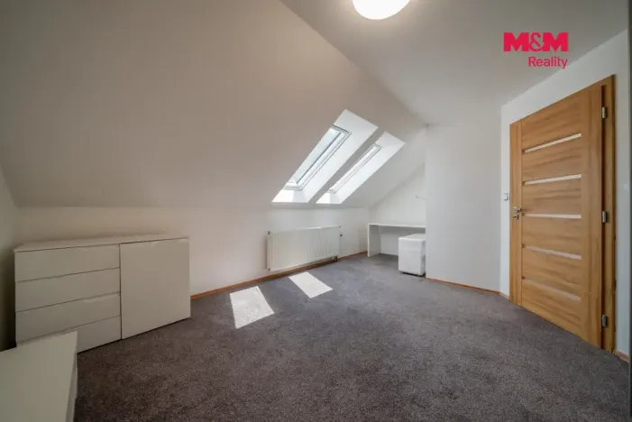 Prodej rodinného domu, Blansko - Lažánky, 275 m2