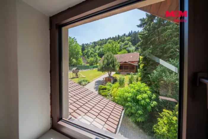Prodej rodinného domu, Blansko - Lažánky, 275 m2