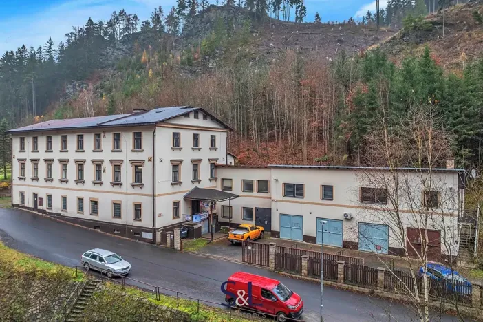 Prodej komerční nemovitosti, Železný Brod, 2098 m2