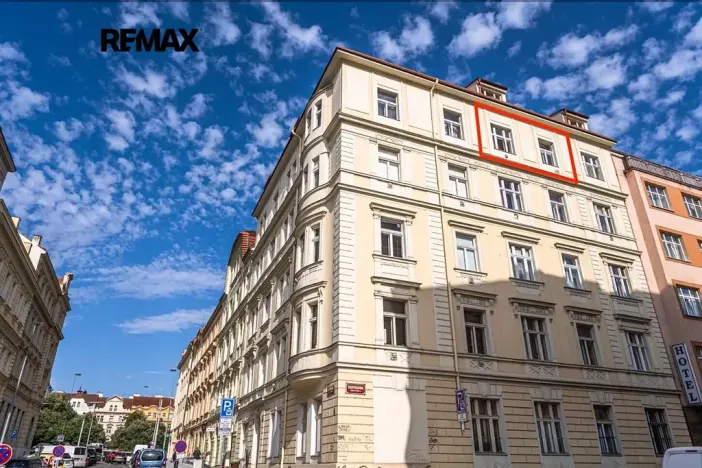 Pronájem bytu 2+kk, Praha - Nusle, Čestmírova, 43 m2