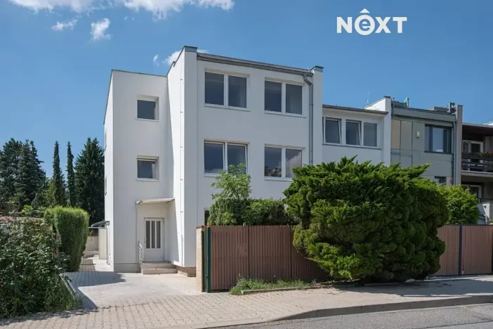 Prodej bytu 1+kk, Praha - Kyje, Vajgarská, 16 m2