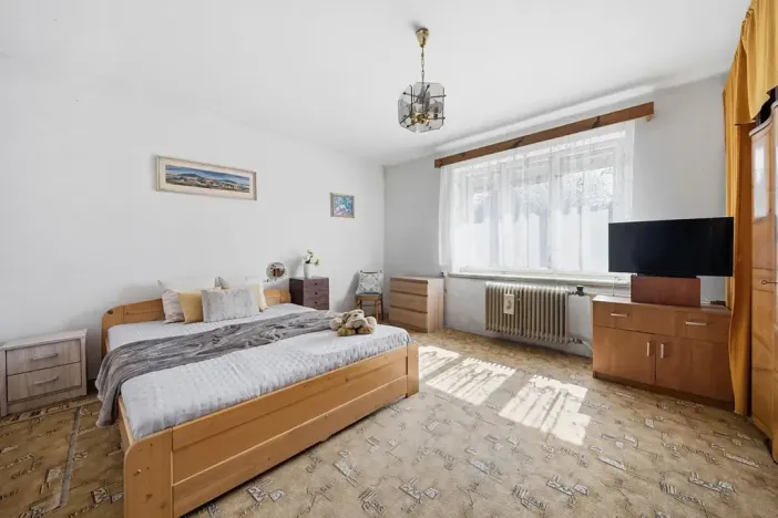 Prodej rodinného domu, Holice, Vrchlického, 228 m2